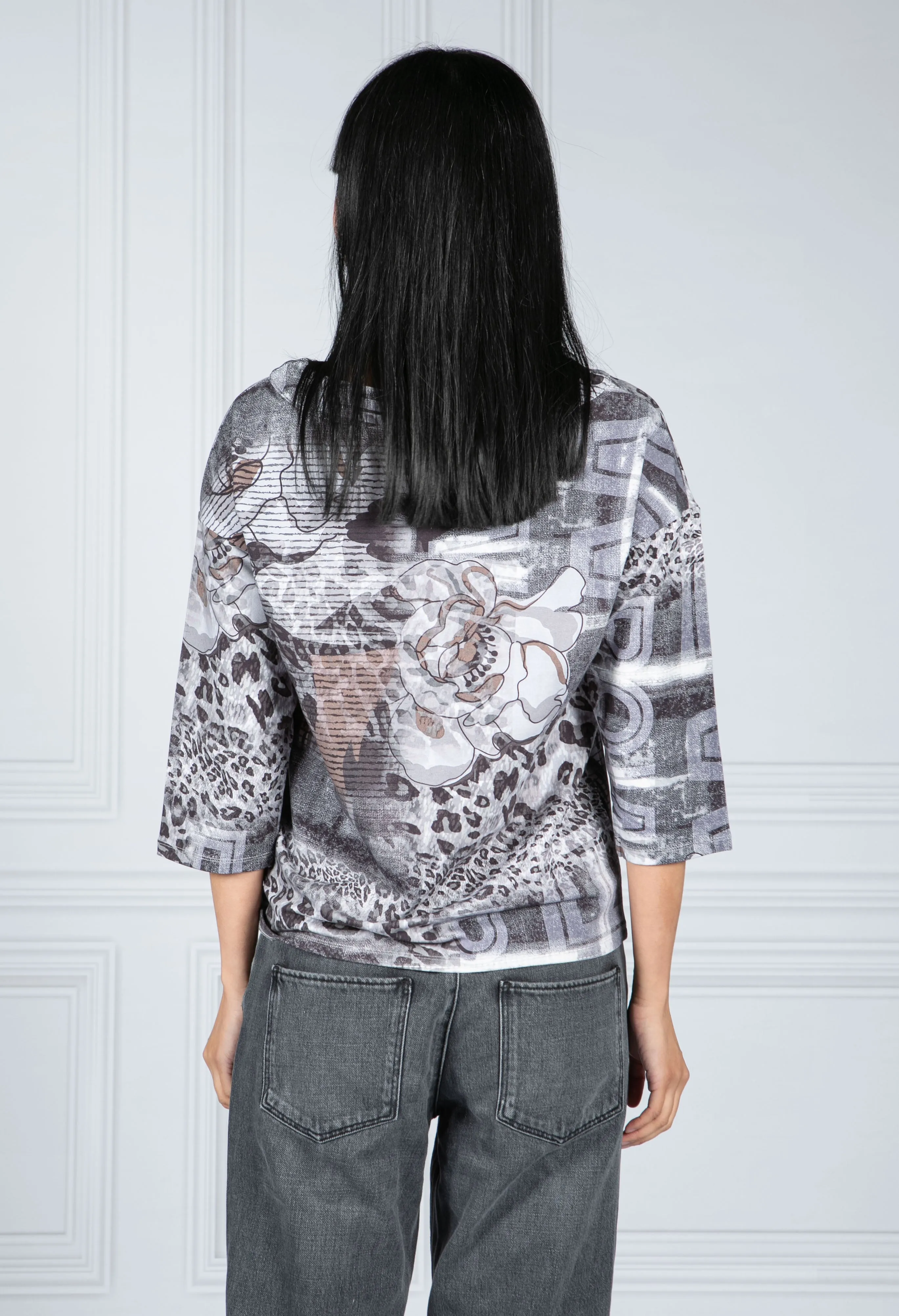 Â¾ SLEEVE SWEATSHIRT WITH GRAPHIC PRINT