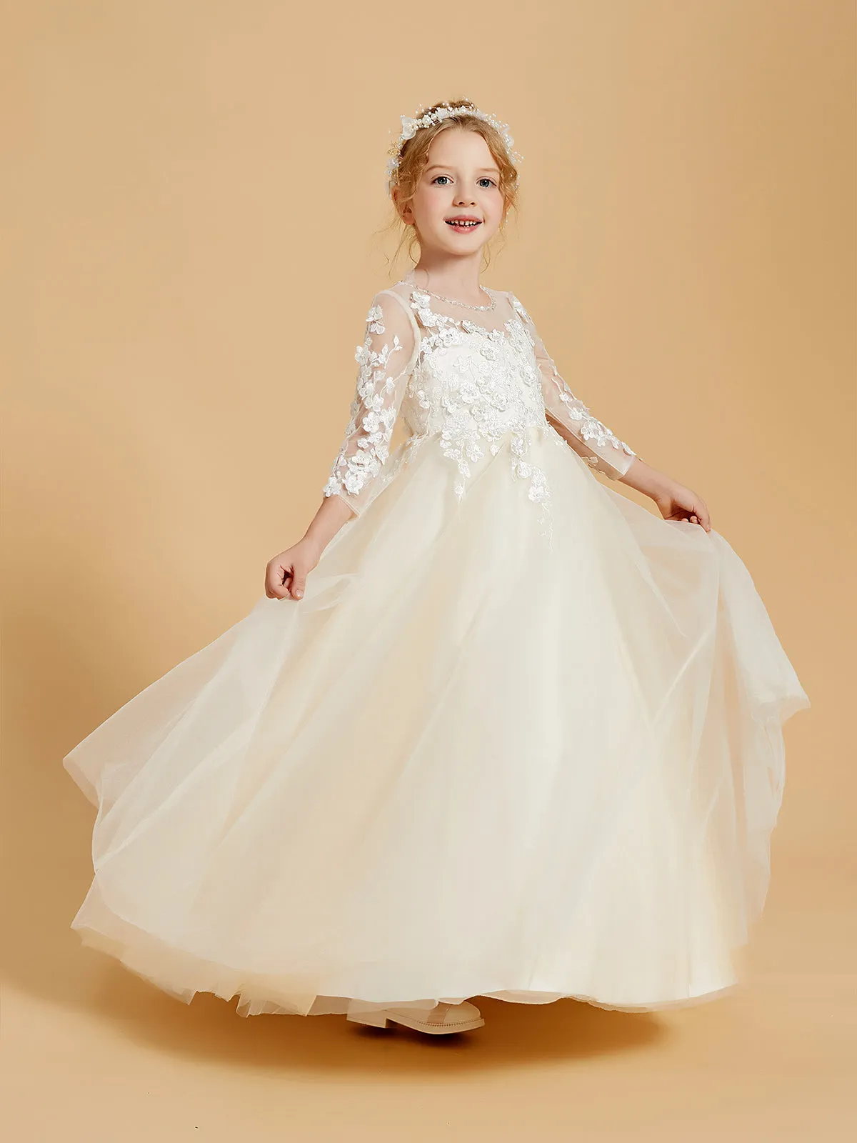 Elegant Long Sleeve Flower Girl Dresses with Applique Detail