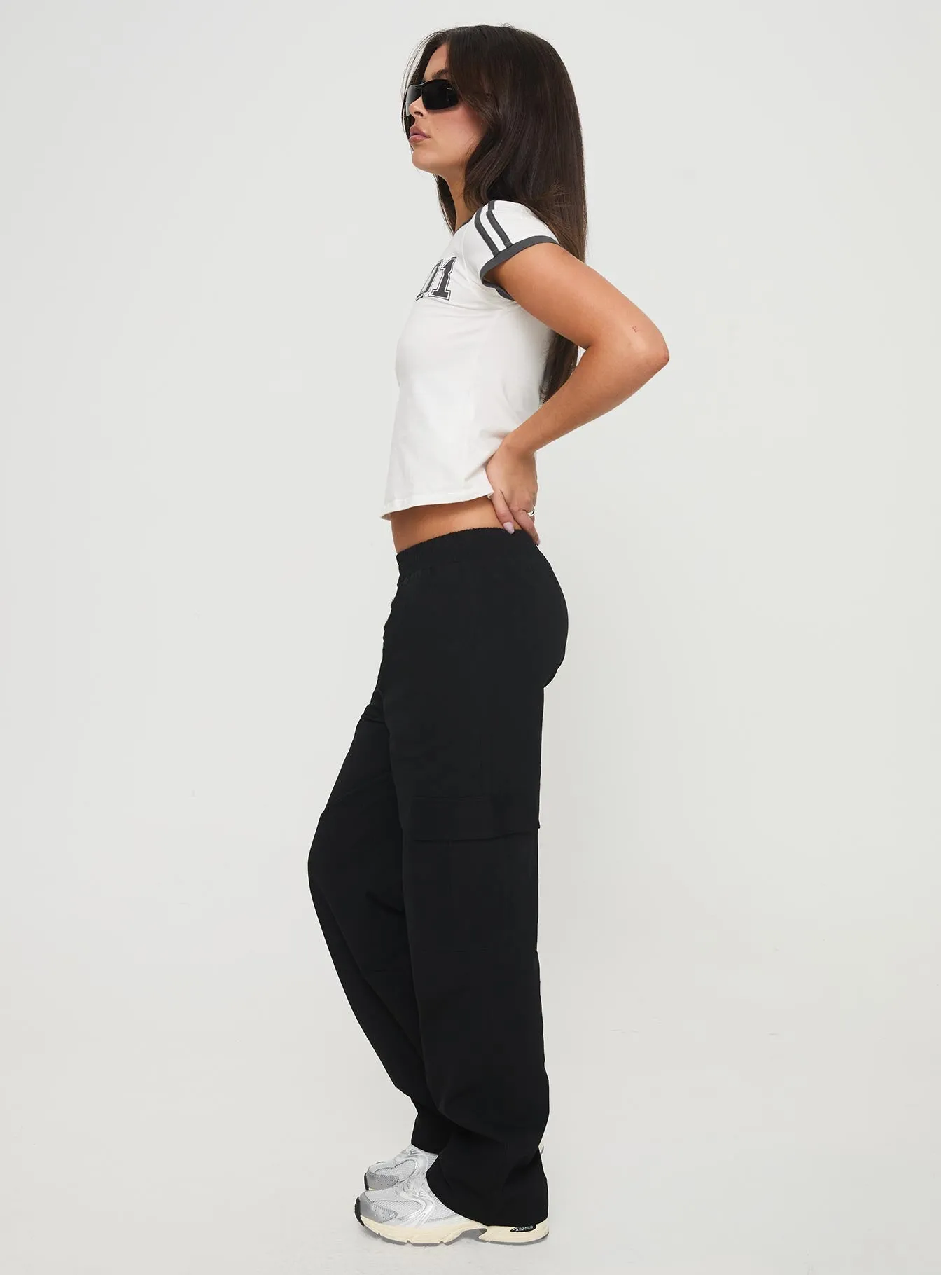 Enchantia Relaxed Cargo Pants Black