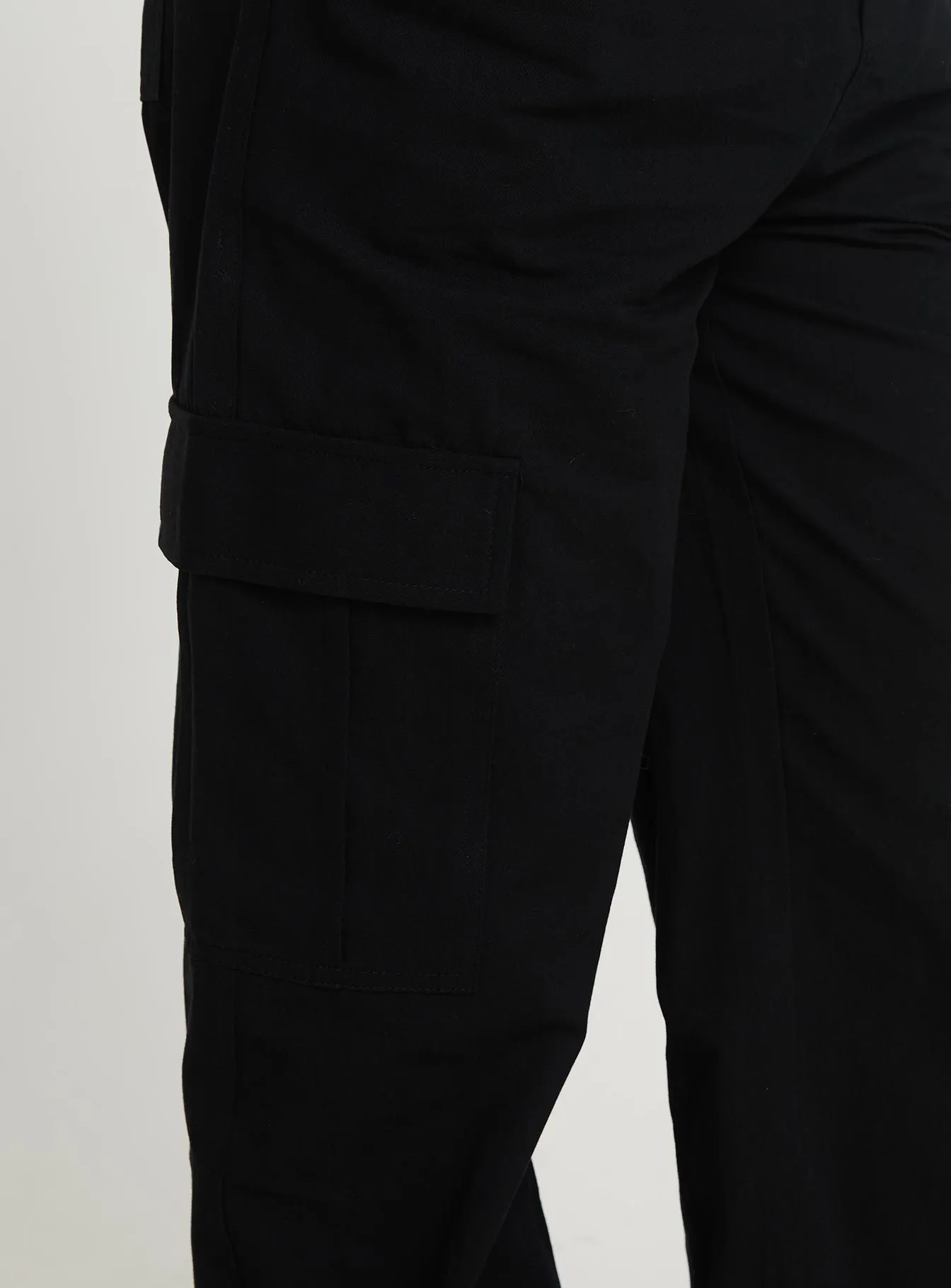 Enchantia Relaxed Cargo Pants Black