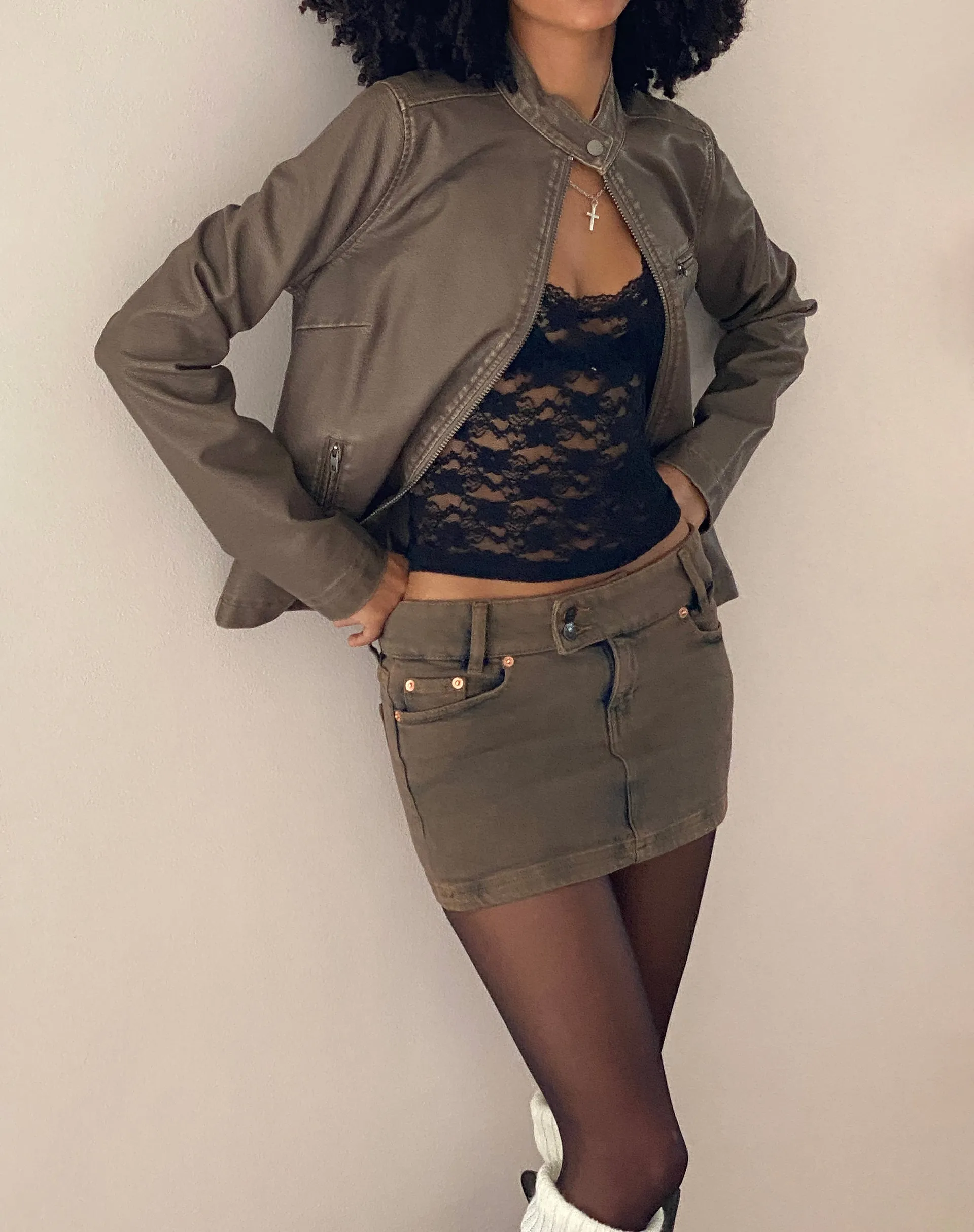 Low Rise Denim Mini Skirt in Sand