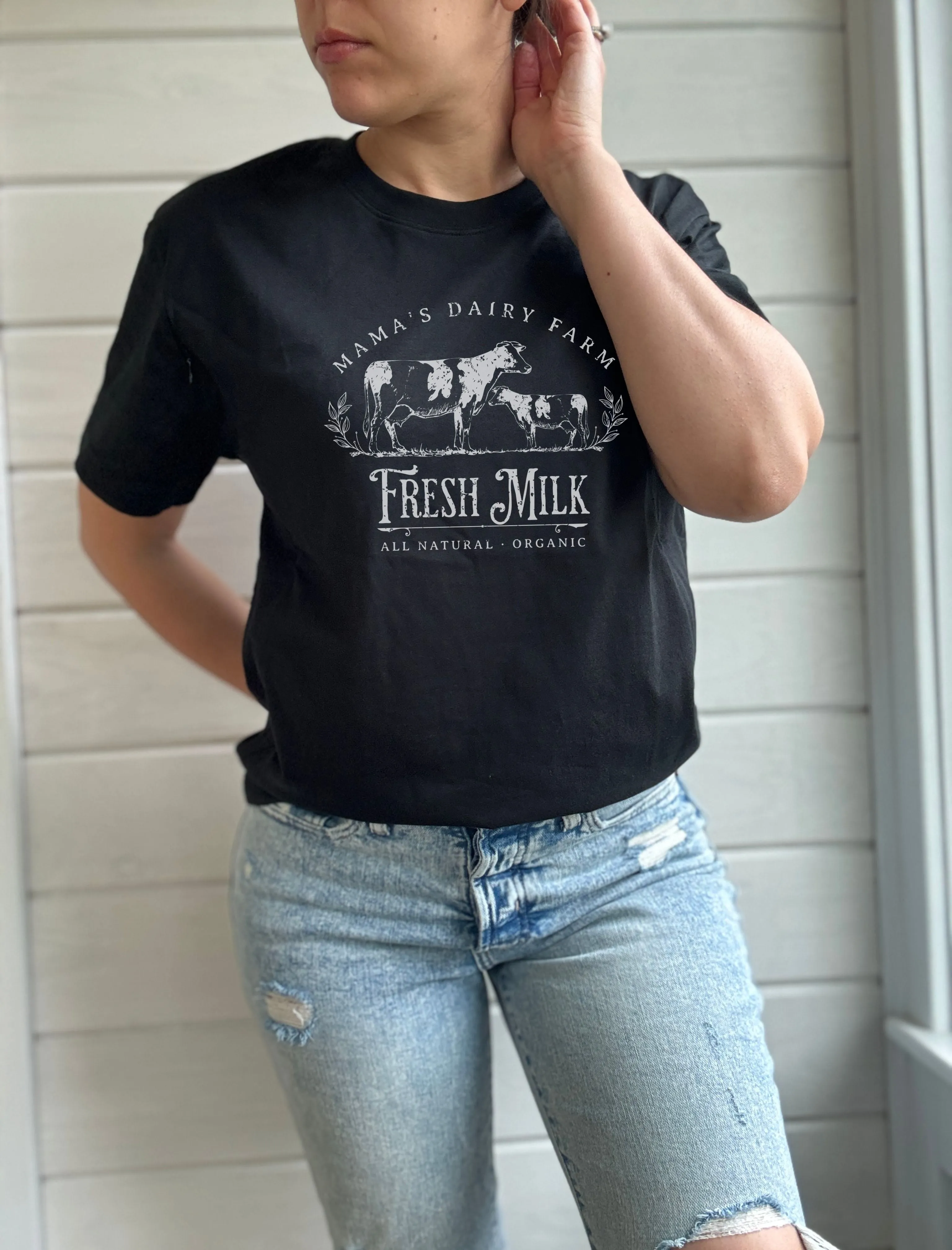 Mama's Dairy Farm Solid Comfort Tee