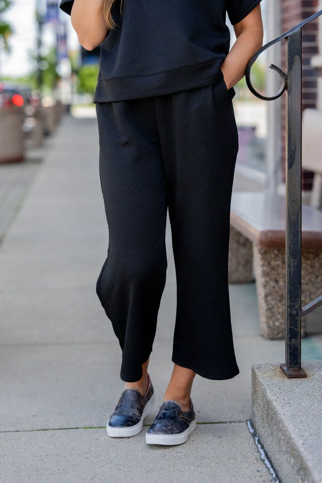 Raised Woven Relaxed Bottom Pants