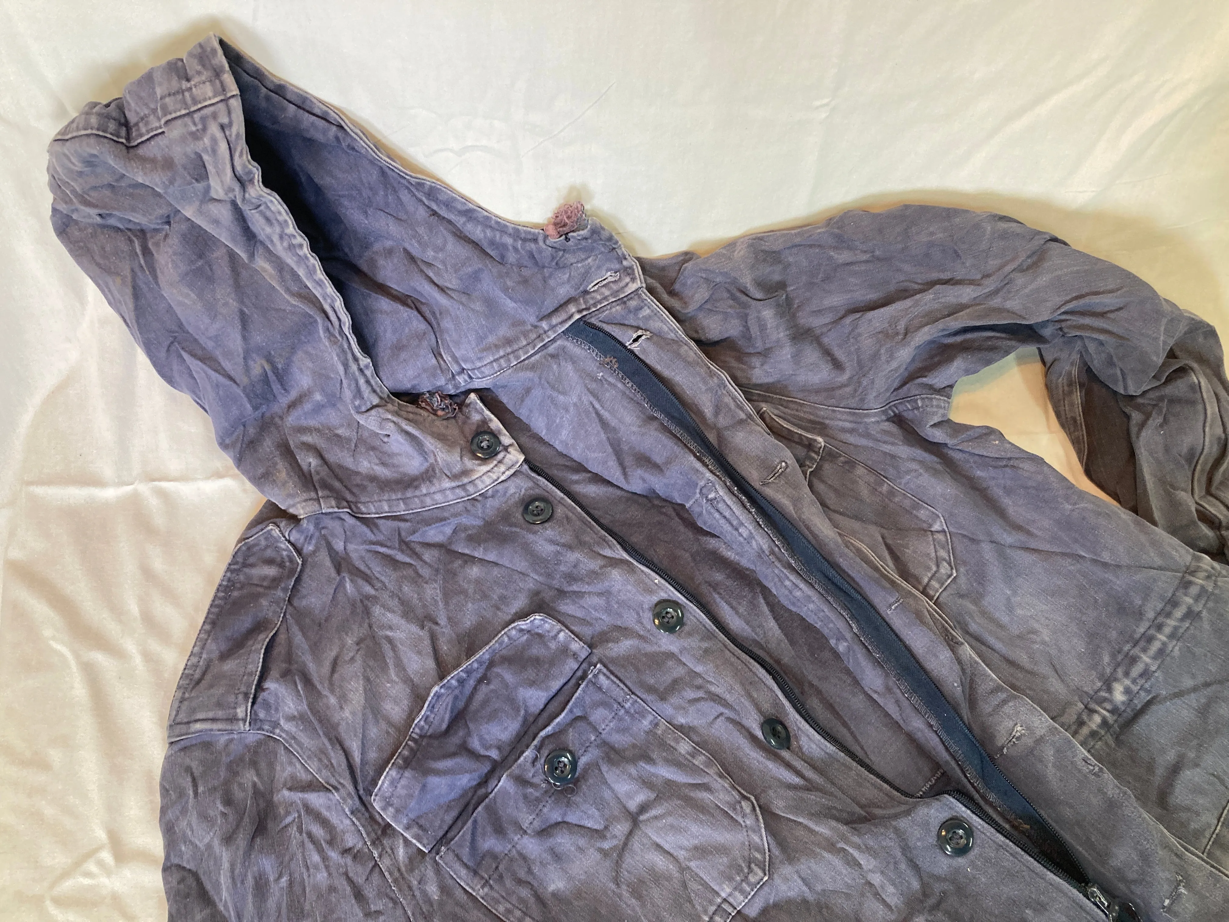 Vintage Spanish Air Force Hooded Parka * RARE * we only have a few pcs